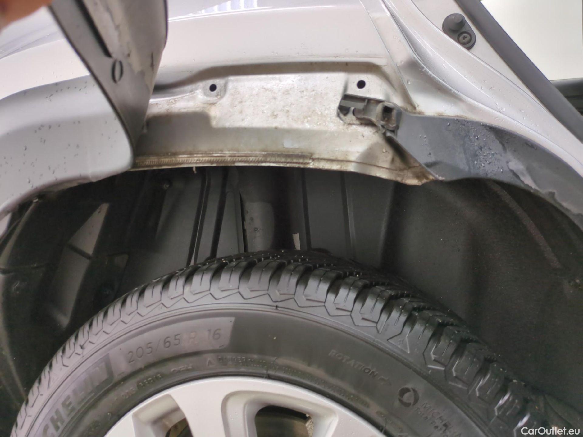  Toyota  Yaris Cross TOYOTA  Hybride / 2021 / 5P / SUV 1.5 HYBRID 116H DYNAMIC BUSINESS BEYOND #22