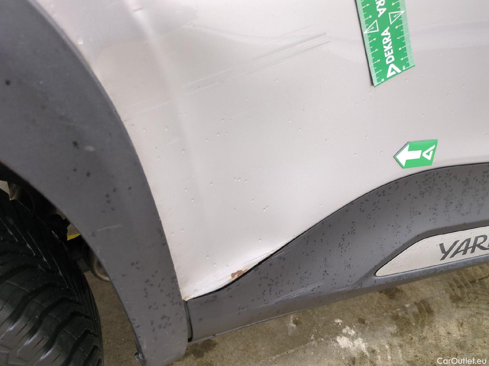  Toyota  Yaris Cross TOYOTA  Hybride / 2021 / 5P / SUV 1.5 HYBRID 116H DYNAMIC BUSINESS BEYOND #25