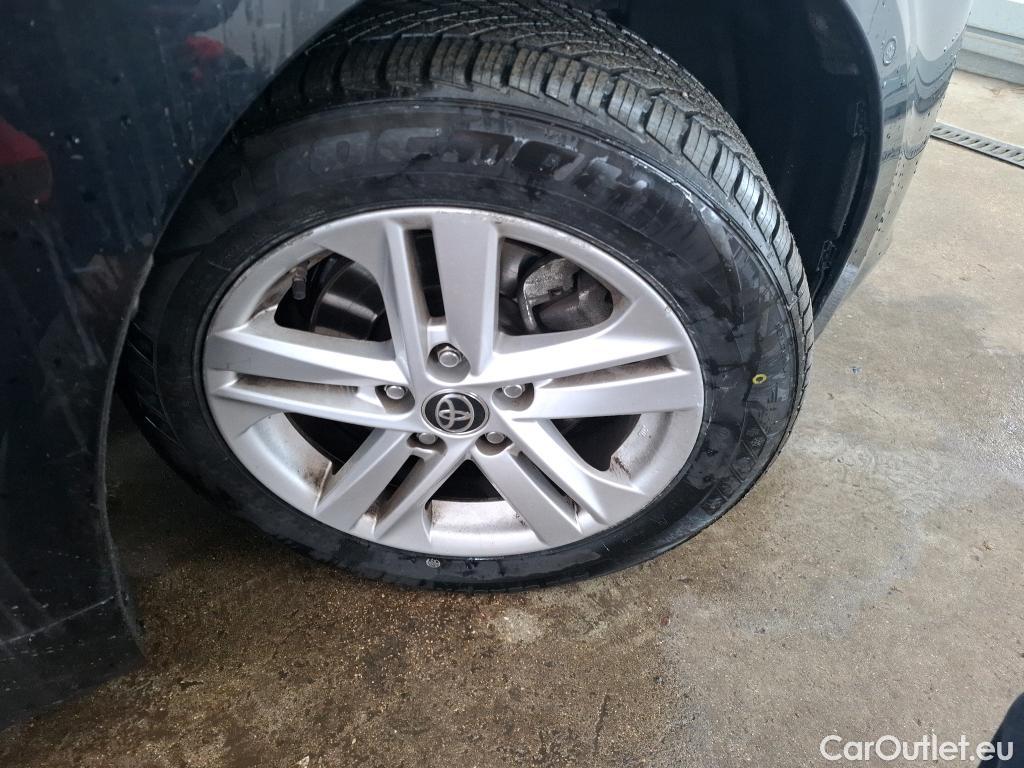  Toyota  Corolla TOYOTA  / 2018 / 5P / Berline Hybride 184h Dynamic Business Stage Acad #23