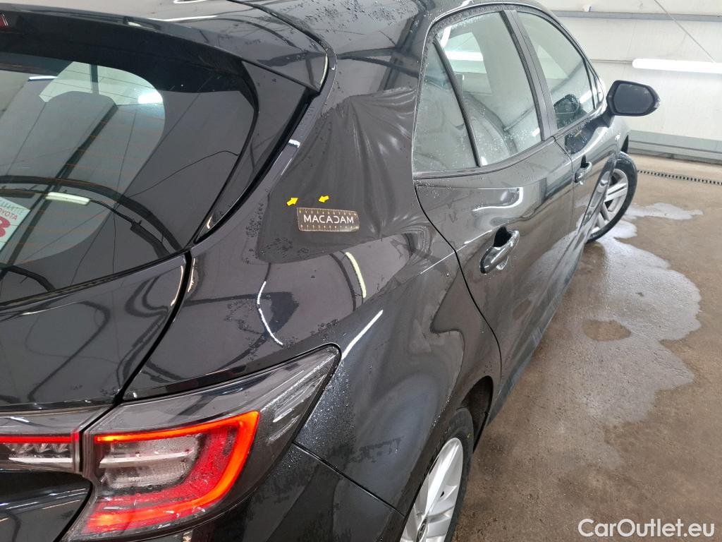  Toyota  Corolla TOYOTA  / 2018 / 5P / Berline Hybride 184h Dynamic Business Stage Acad #37