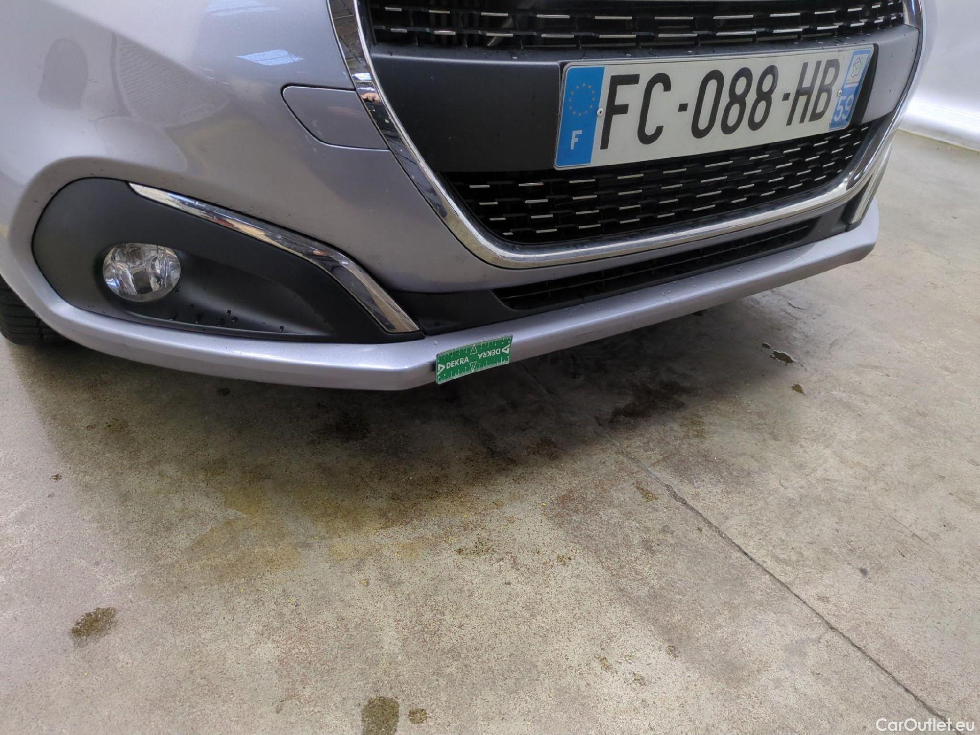  Peugeot  208  Allure Business 1.2 PureTech 110CV BVM6 E6dT #16