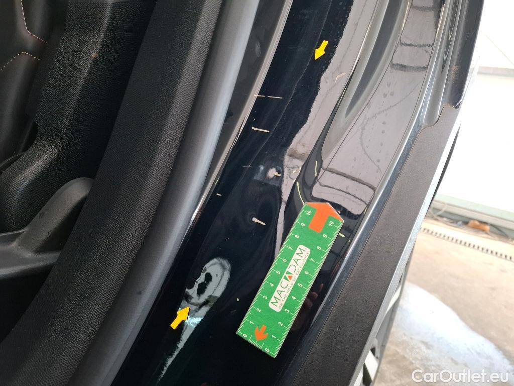  Peugeot  5008  GT Line 1.5 HDi 130CV BVA8 7 Sieges E6dT #11