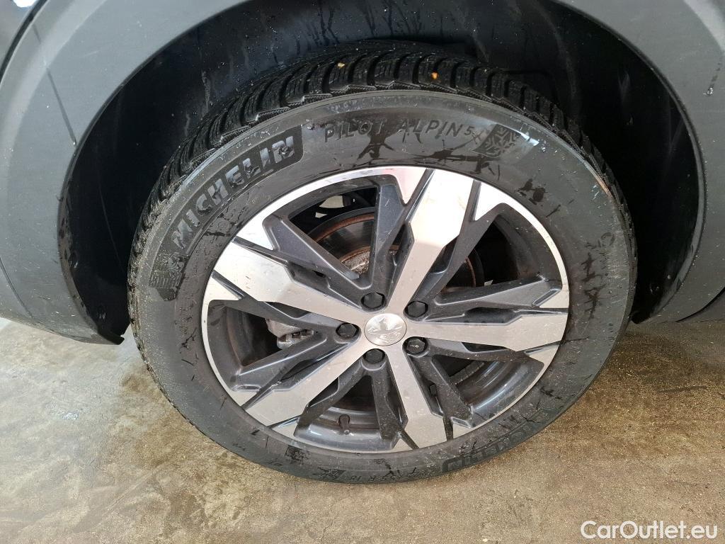  Peugeot  5008  GT Line 1.5 HDi 130CV BVA8 7 Sieges E6dT #29