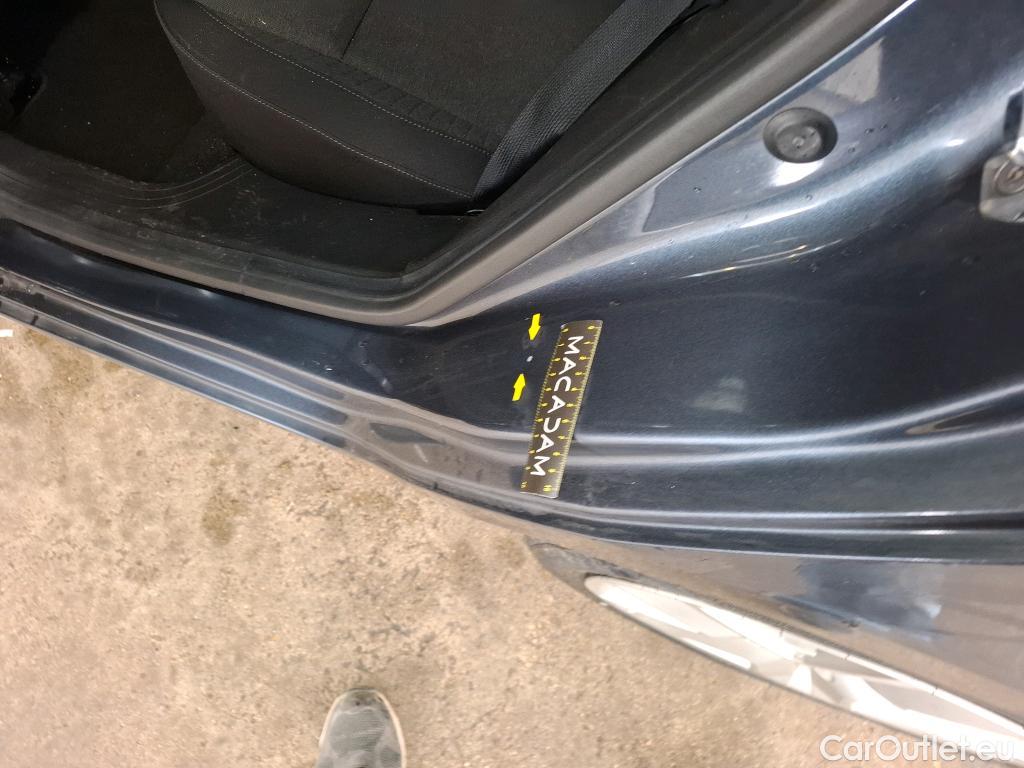  Renault  Clio  V Business 1.6 E-TECH Hybrid 140CV BVA6 E6d #16