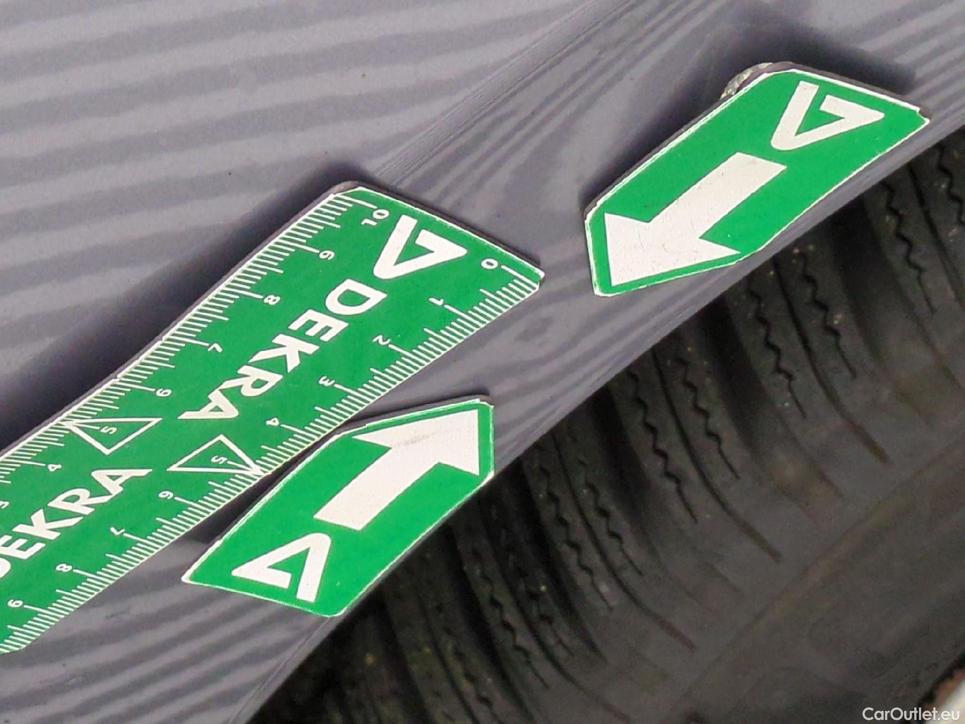  Peugeot  208  Allure Business 1.2 PureTech 110CV BVM6 E6dT #13