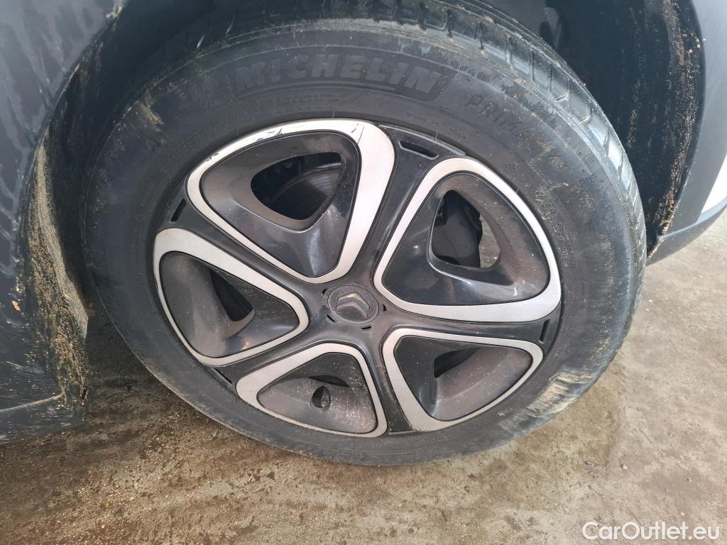  Citroen  C3  Feel Pack 1.2 PureTech 110CV BVM6 E6d #22