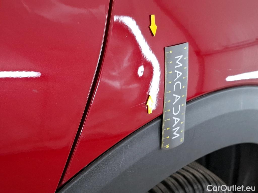  Peugeot  3008  GT 1.2 PureTech 130CV BVA8 E6d #40