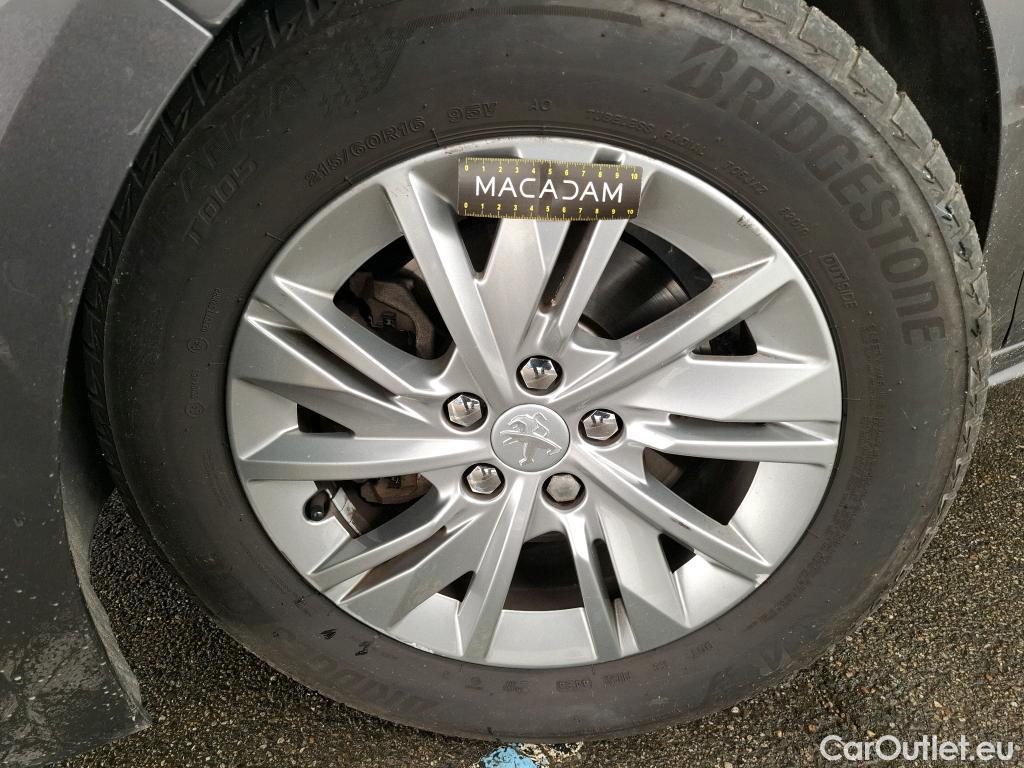  Peugeot  508 PEUGEOT  SW / 2018 / 5P / Break BlueHDi 130 S&S EAT8 Active Pack #17