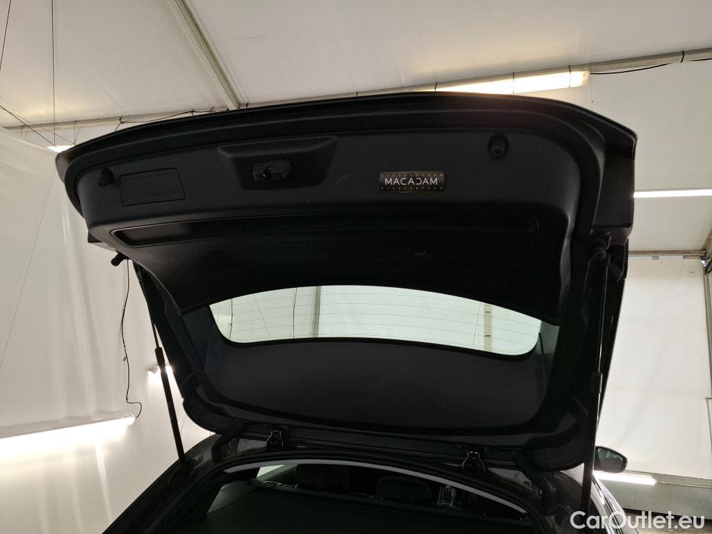  Peugeot  508 PEUGEOT  SW / 2018 / 5P / Break BlueHDi 130 S&S EAT8 Active Pack #25