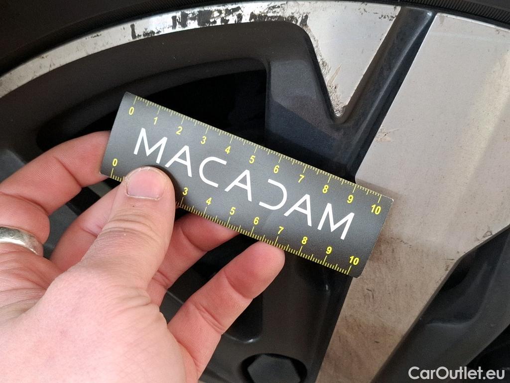  Peugeot  3008  GT 1.2 PureTech 130CV BVA8 E6d #28