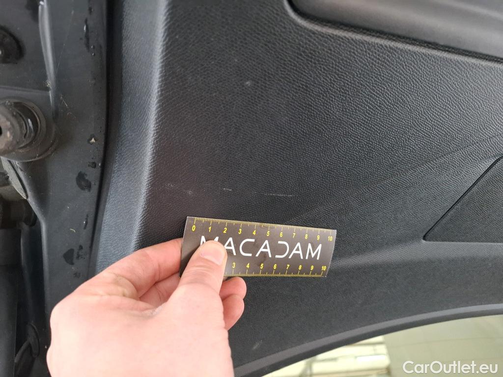  Peugeot  508 PEUGEOT  SW / 2018 / 5P / Break HYBRID 225 E-EAT8 Allure Pack #14