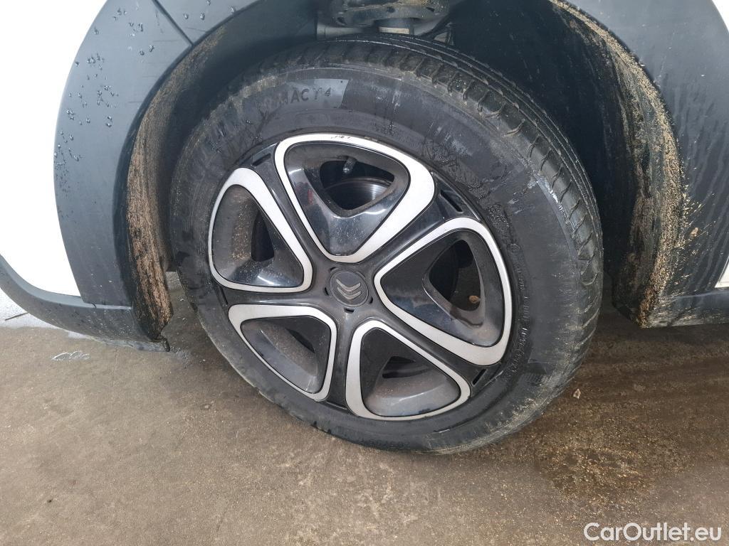  Citroen  C3  Feel Pack 1.2 PureTech 110CV BVM6 E6d #37