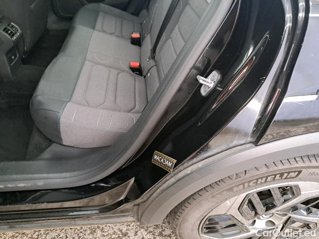  Citroen  C4 CITROEN  X / 2022 / 4P / Berline PureTech 130 S&S EAT8 Feel Pack #7