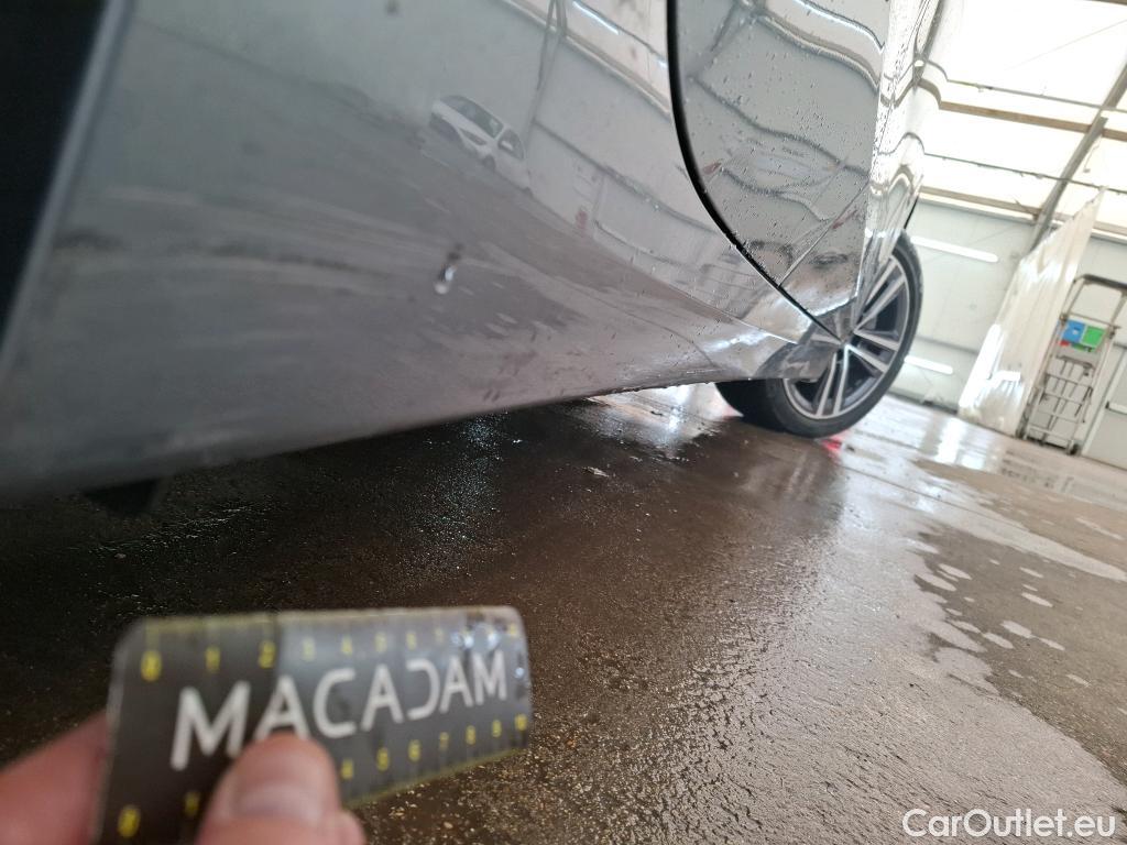  Bmw  Serie 1 BMW Série 1 / 2019 / 5P / Berline 1.5 116I Business Design #16