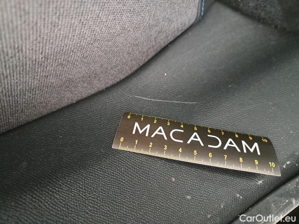  Citroen  C4 CITROEN  X / 2022 / 4P / Berline PureTech 130 S&S EAT8 Feel Pack #9