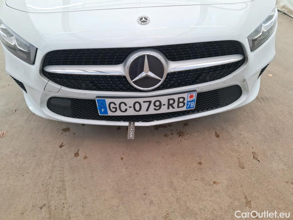  Mercedes  A-Klasse MERCEDES-BENZ Classe A Berline / 2018 / 4P / Berline A 180 d Style Line #28