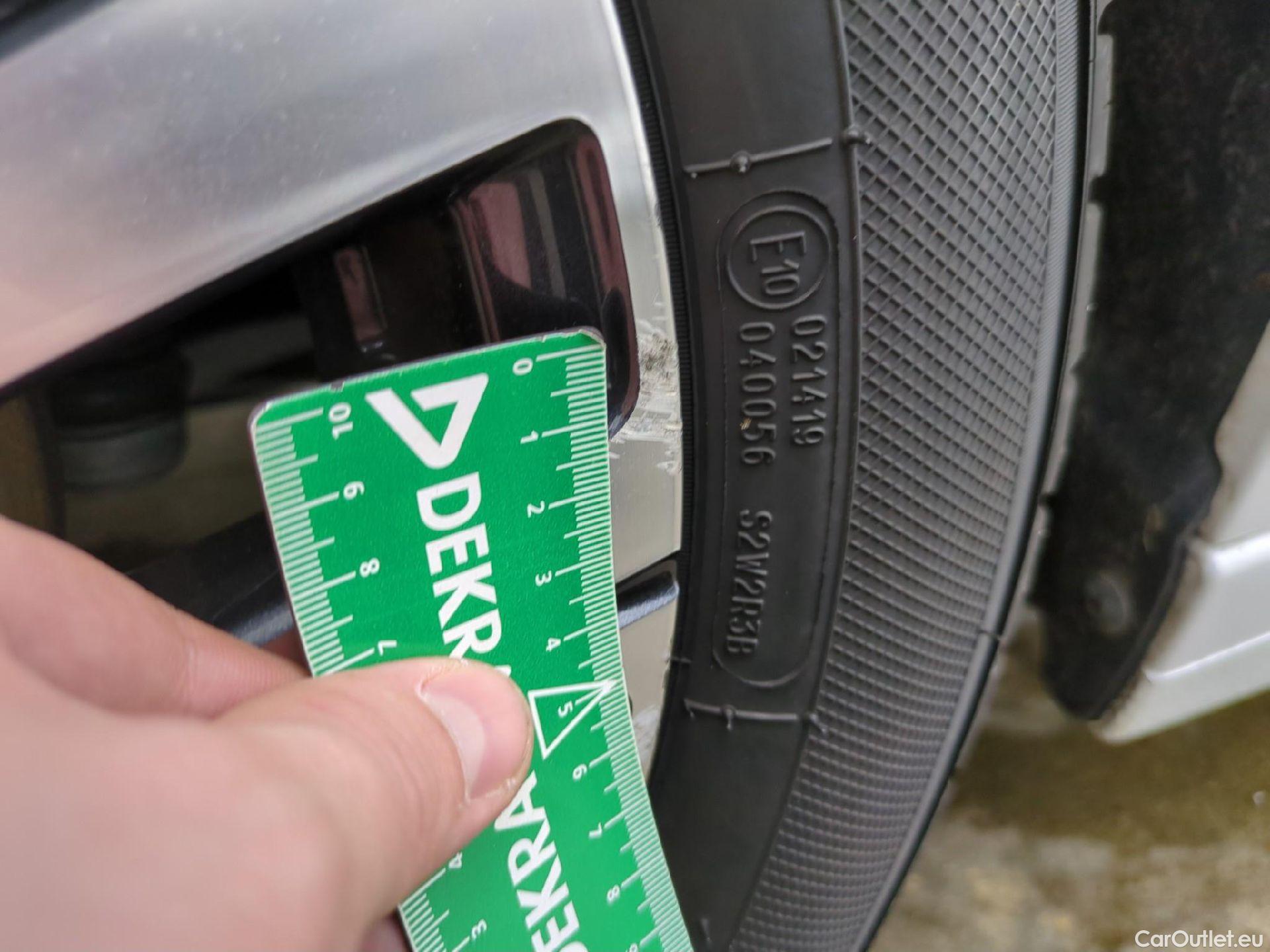  Peugeot  208  Style 1.2 PureTech 75CV BVM5 E6d #11