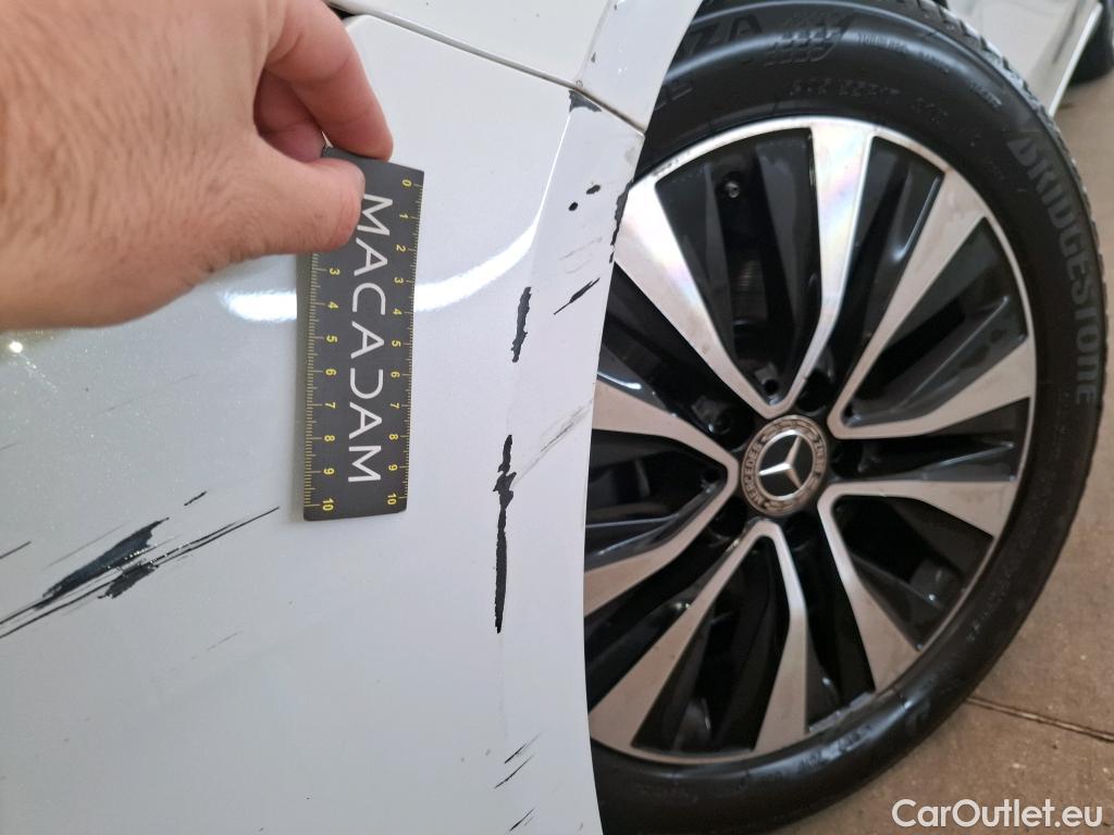  Mercedes  A-Klasse MERCEDES-BENZ Classe A Berline / 2018 / 4P / Berline A 180 d Style Line #11