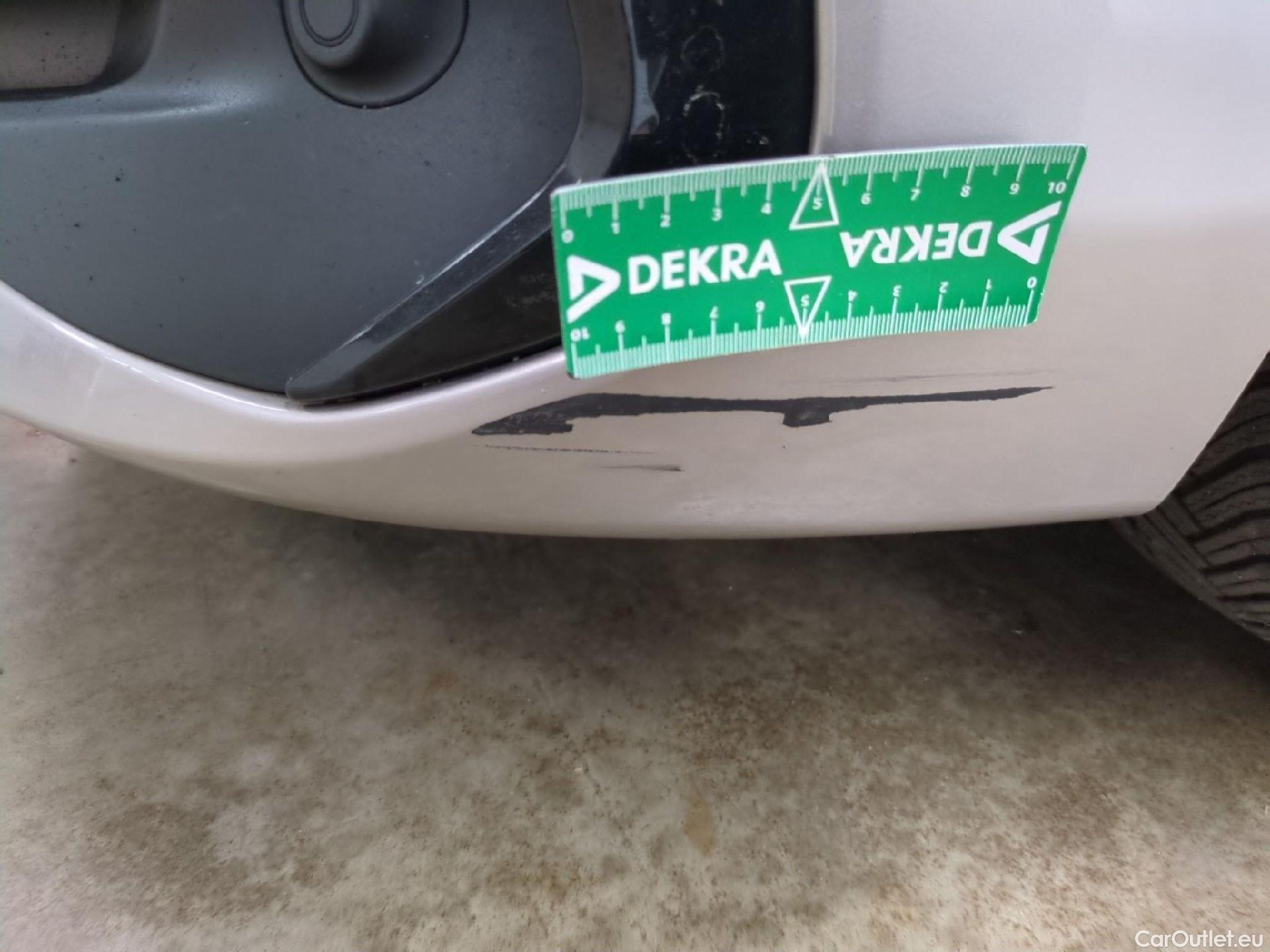  Bmw  Serie 2 BMW  Active Tourer / 2018 / 5P / monospace 218d Business Design #11