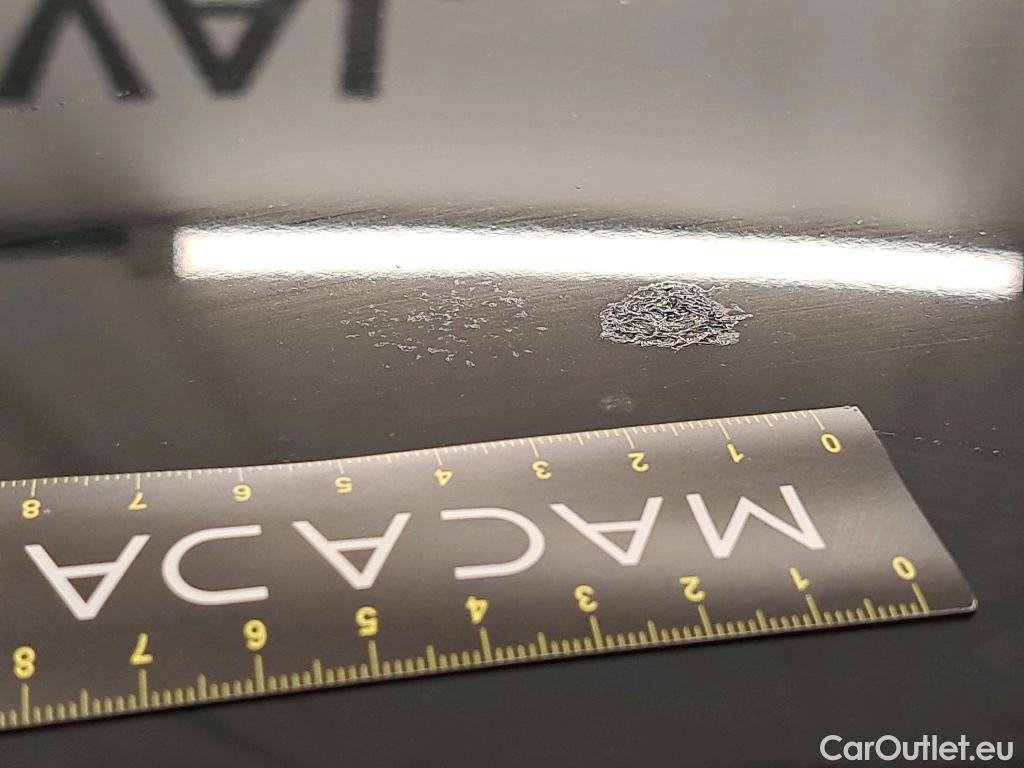  Citroen  C4 CITROEN  X / 2022 / 4P / Berline PureTech 130 S&S EAT8 Shine #2