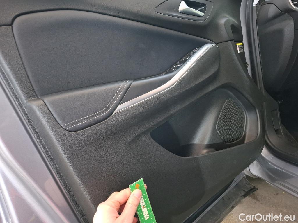  Opel   Grandland X Grandland X Business Elegance 1.5 130CV BVA8 E6d #3