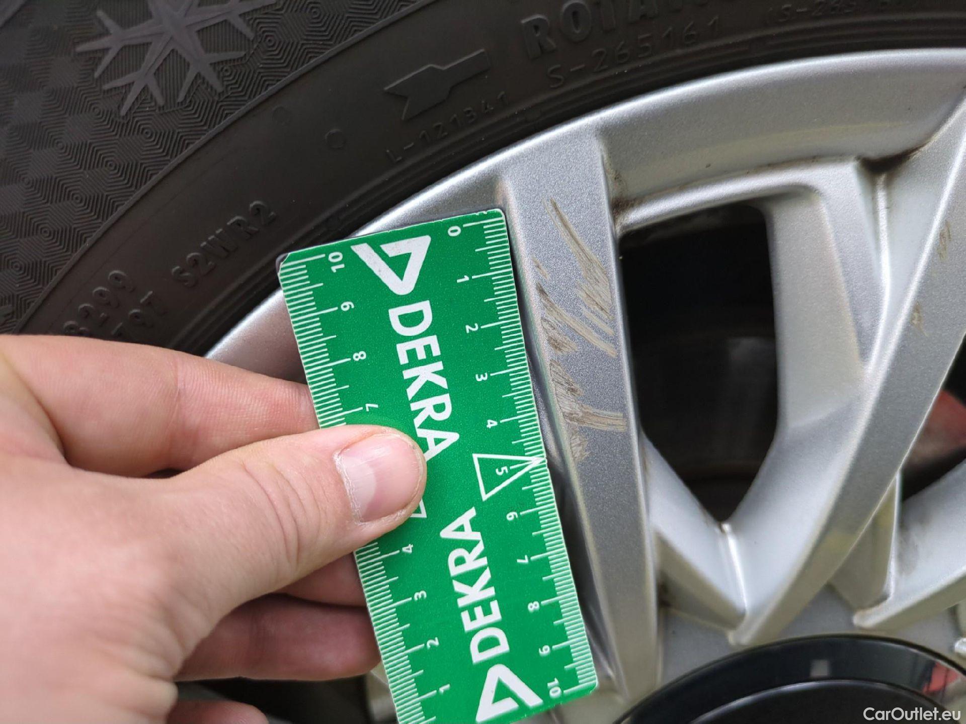  Fiat  500 FIAT  / 2015 / 3P / Berline Hybrid 1.0 BSG 70 ch Dolcevita #12