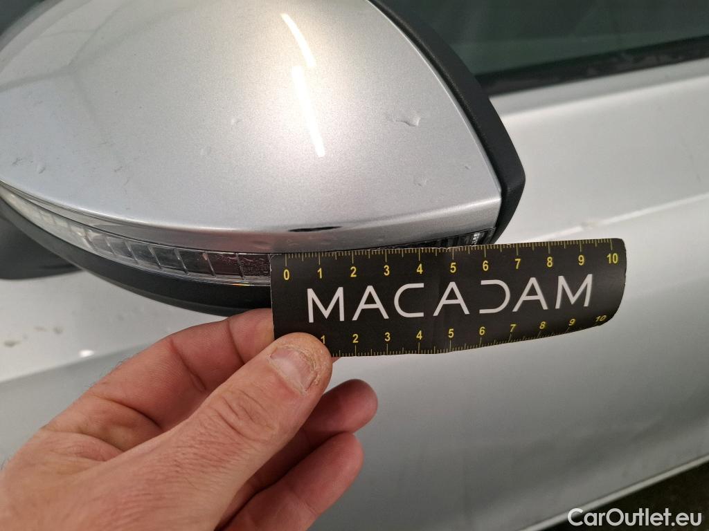  Volkswagen  Golf  VIII Berline Life Plus 2.0 TDI 115CV BVM6 E6d #4