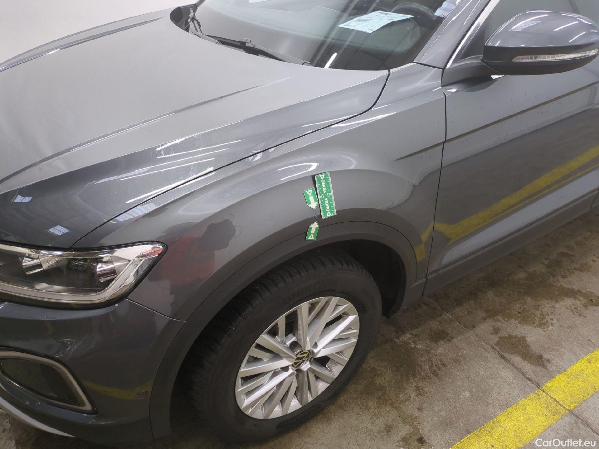  Volkswagen  T-ROC VOLKSWAGEN  / 2021 / 5P / SUV 2.0 TDI 150 LIFE PLUS DSG7 #6