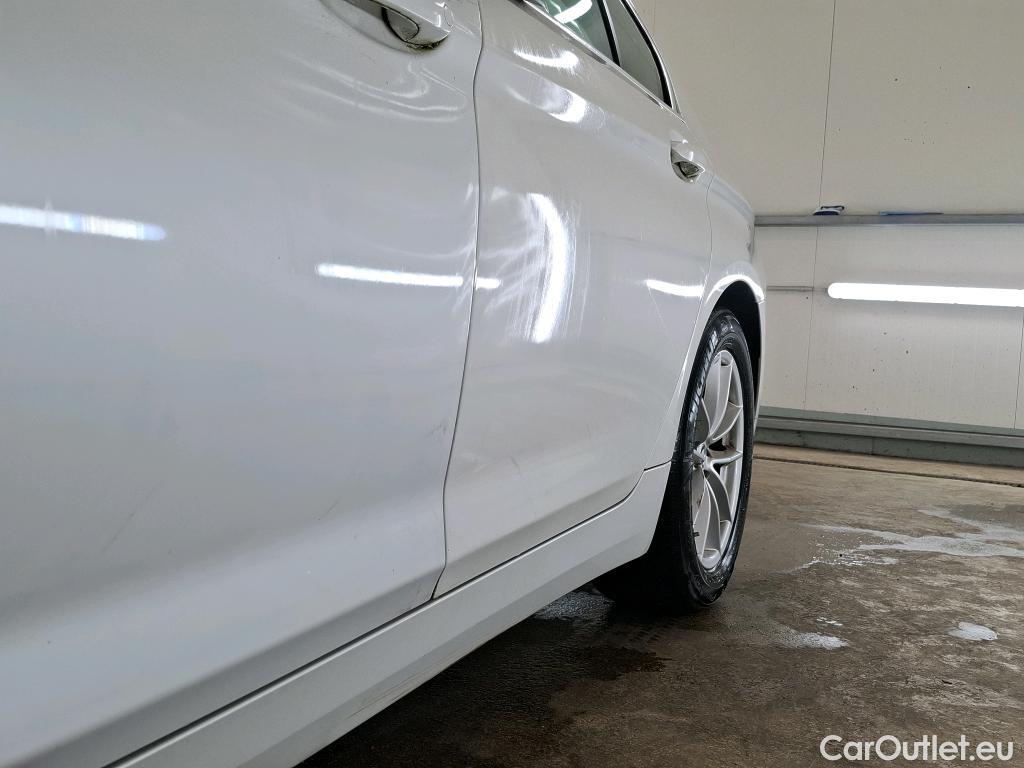  Bmw  Serie 5 Série 5 Berline 518d Lounge 2.0 150CV BVA8 E6dT #33