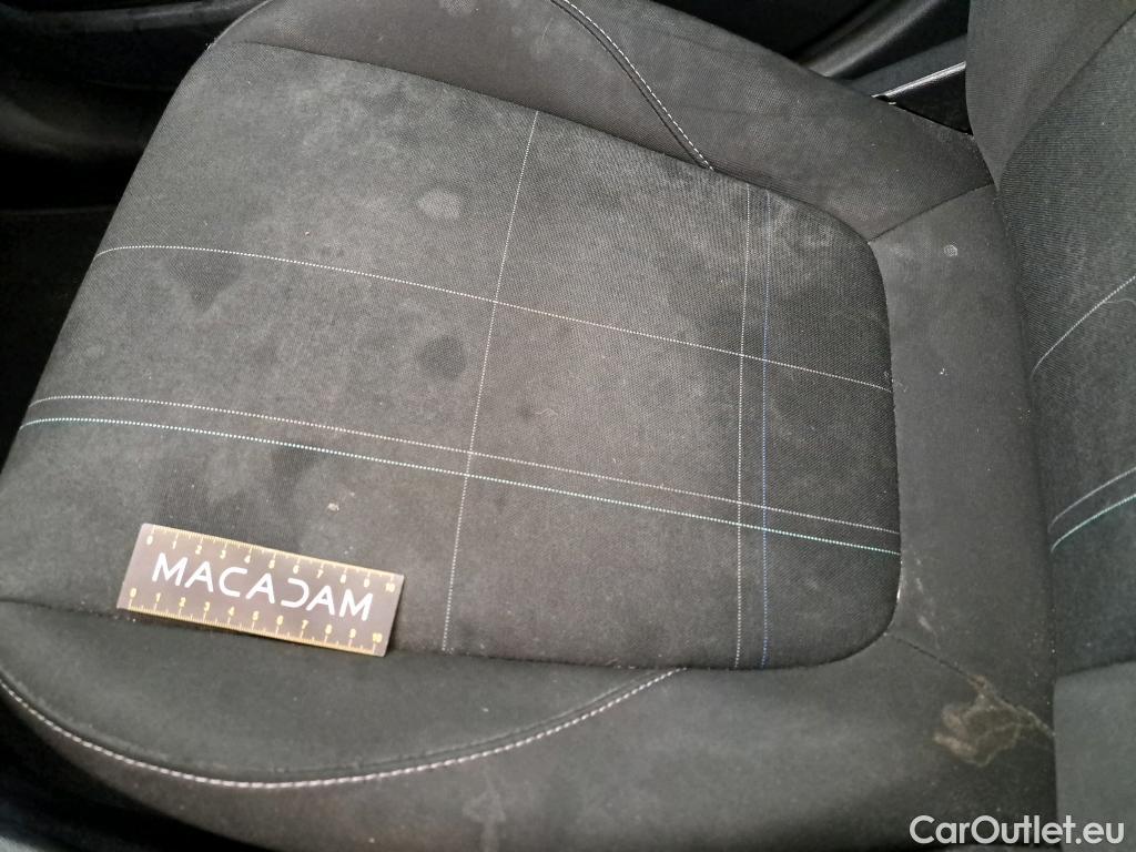  Ford  Fiesta FORD  / 2017 / 5P / Berline 1.0 EcoBoost 125 mHEV CONNECT BUSIN NAV #37