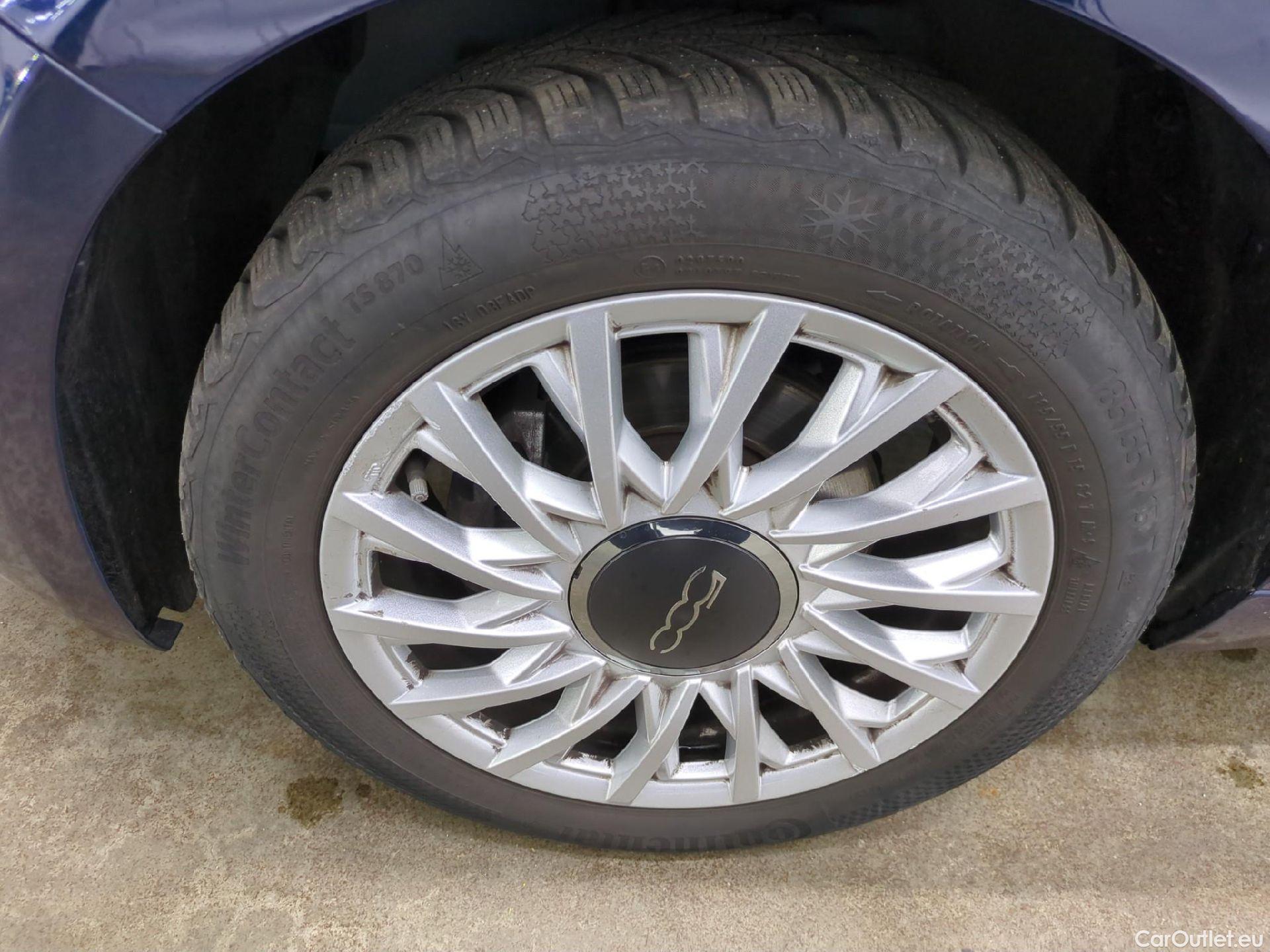  Fiat  500 FIAT  / 2015 / 3P / Berline Hybrid 1.0 BSG 70 ch Dolcevita #19