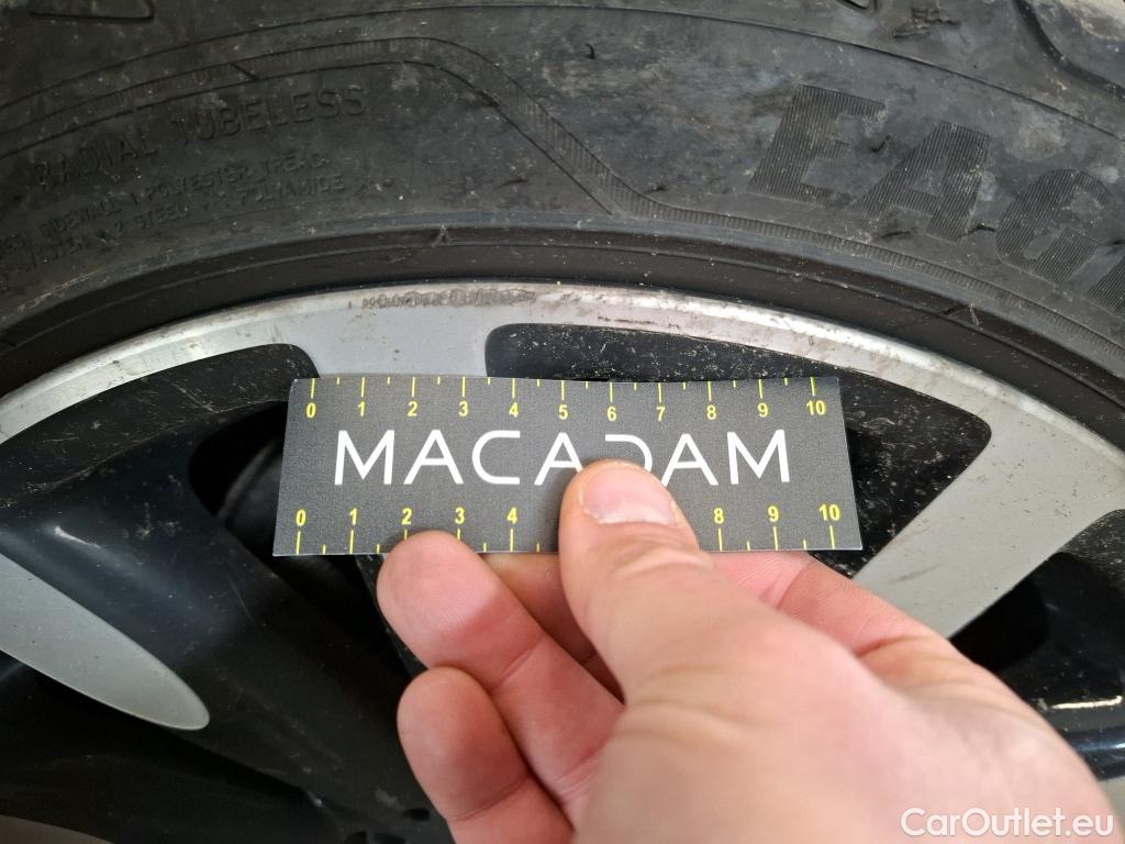  Mini  Mini   / 2014 / 3P / Berline Cooper SE Finition Yours 184 ch BVA #24