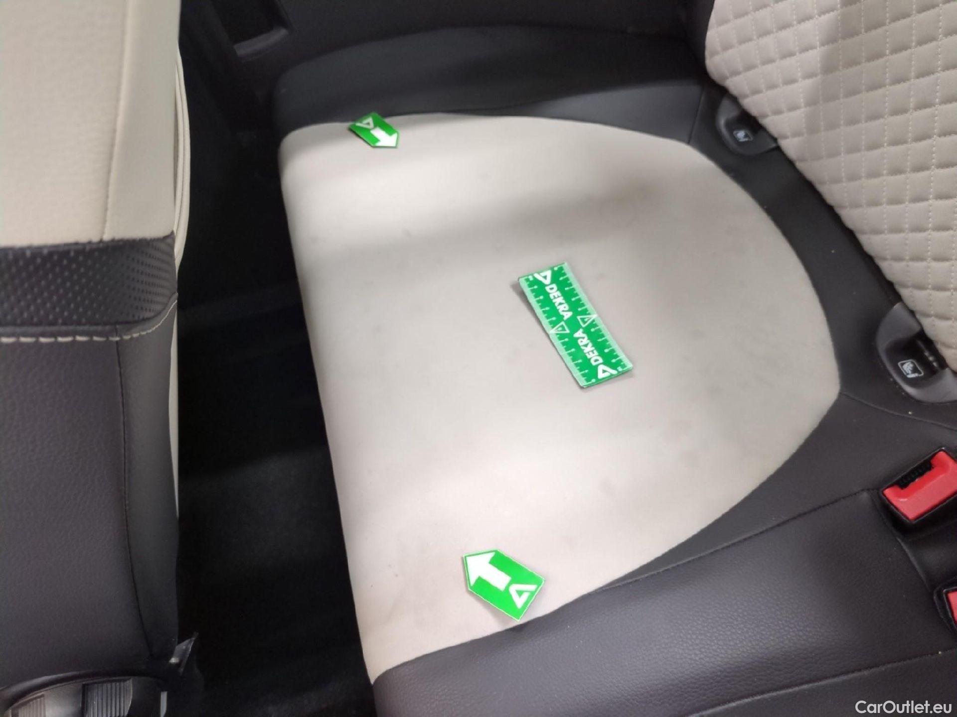  Fiat  500 FIAT  / 2015 / 3P / Berline Hybrid 1.0 BSG 70 ch Dolcevita #6