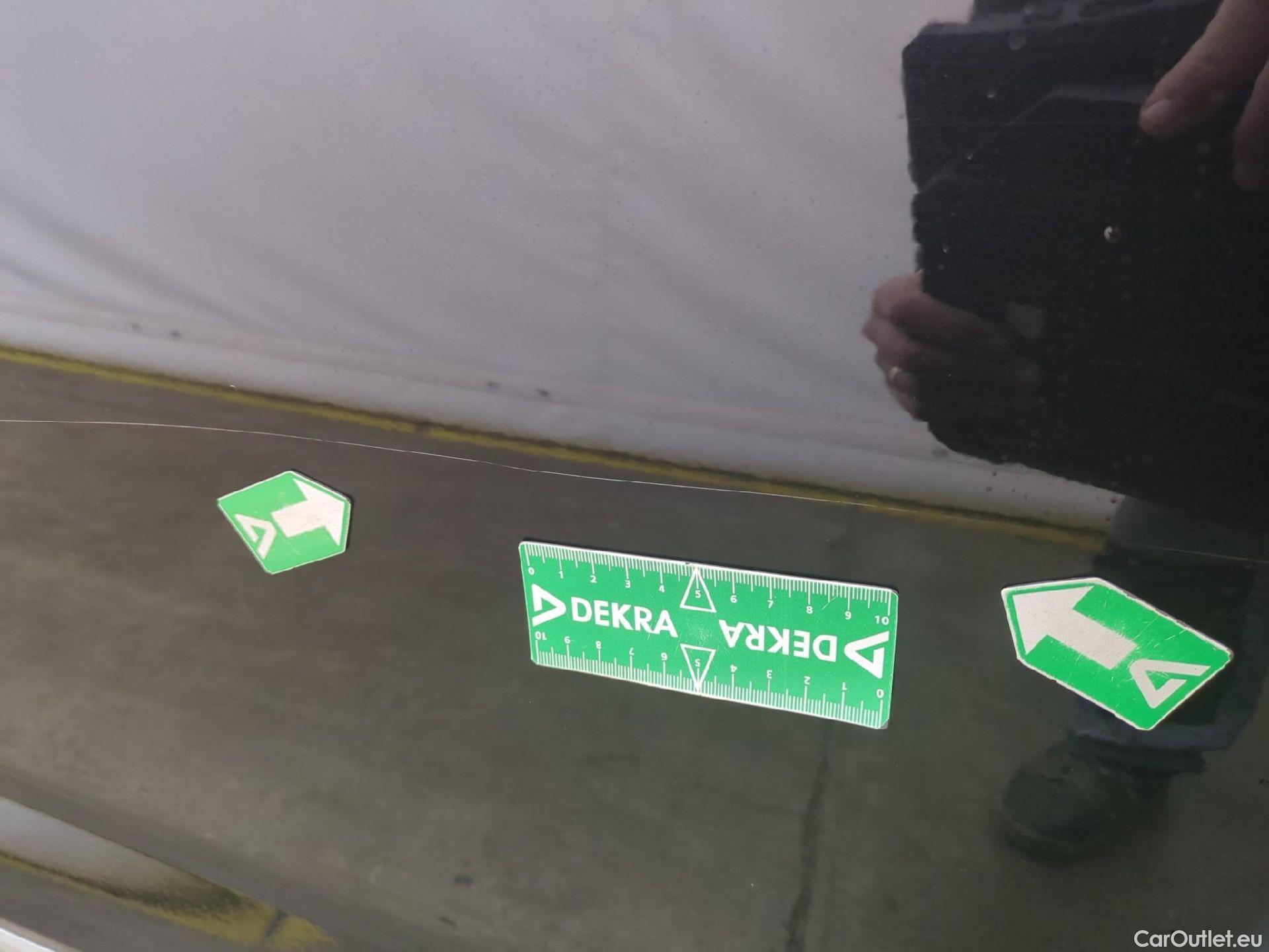  Volkswagen  T-ROC  Style 2.0 TDI 150CV BVA7 E6d #9