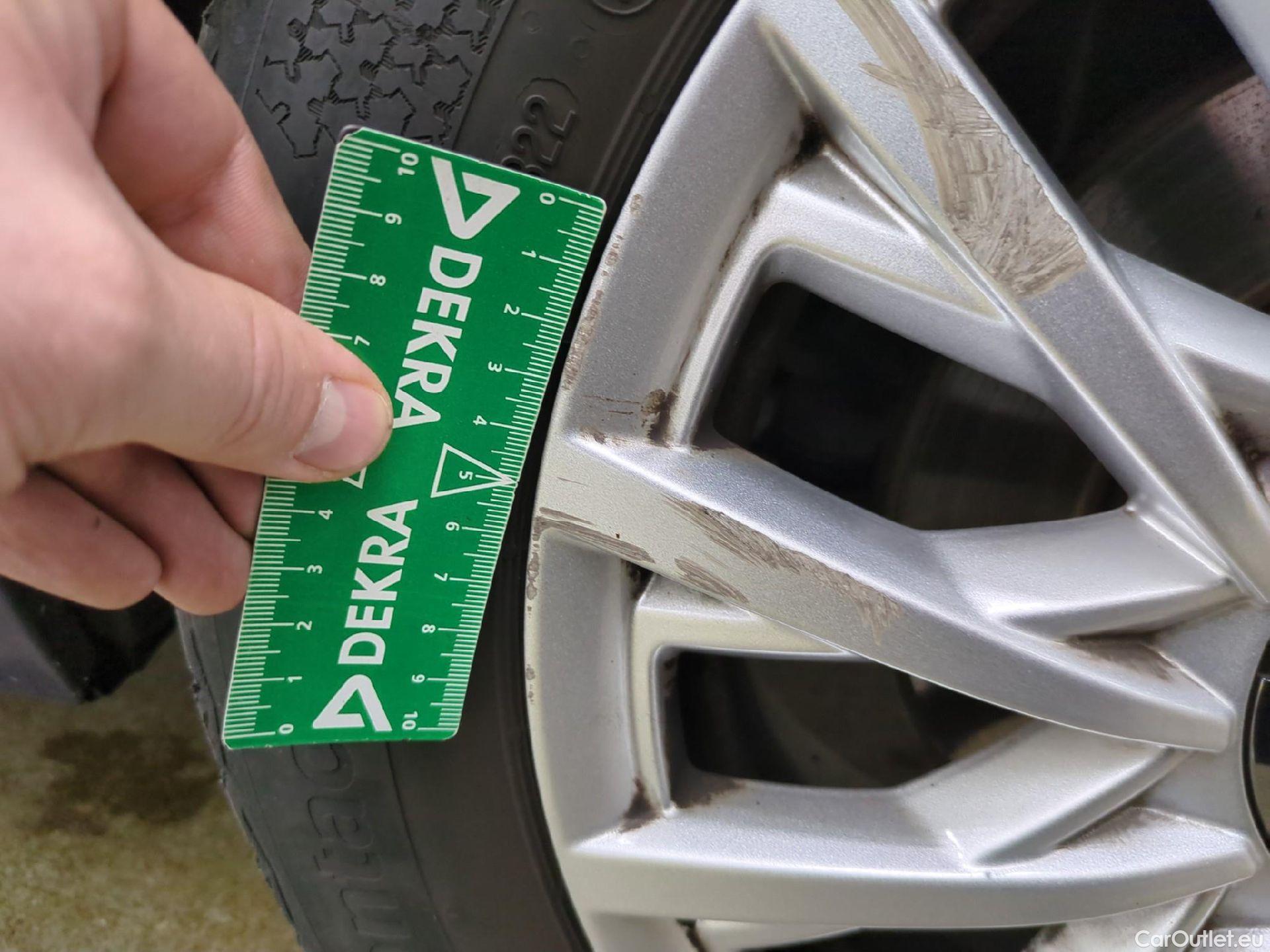  Fiat  500 FIAT  / 2015 / 3P / Berline Hybrid 1.0 BSG 70 ch Dolcevita #14