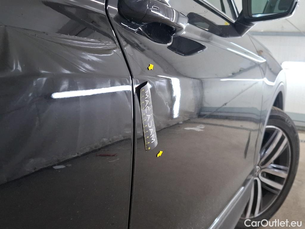  Volkswagen  Tiguan VOLKSWAGEN  / 2020 / 5P / SUV 1.4 eHybrid 245 DSG6 Elegance Exclusive #13