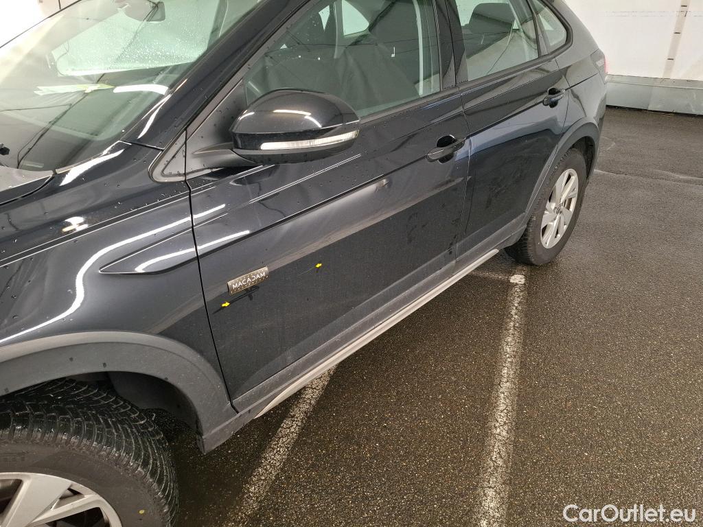  Volkswagen  Taigo VOLKSWAGEN  / 2021 / 5P / SUV 1.0 TSI 110 DSG Life Business #3