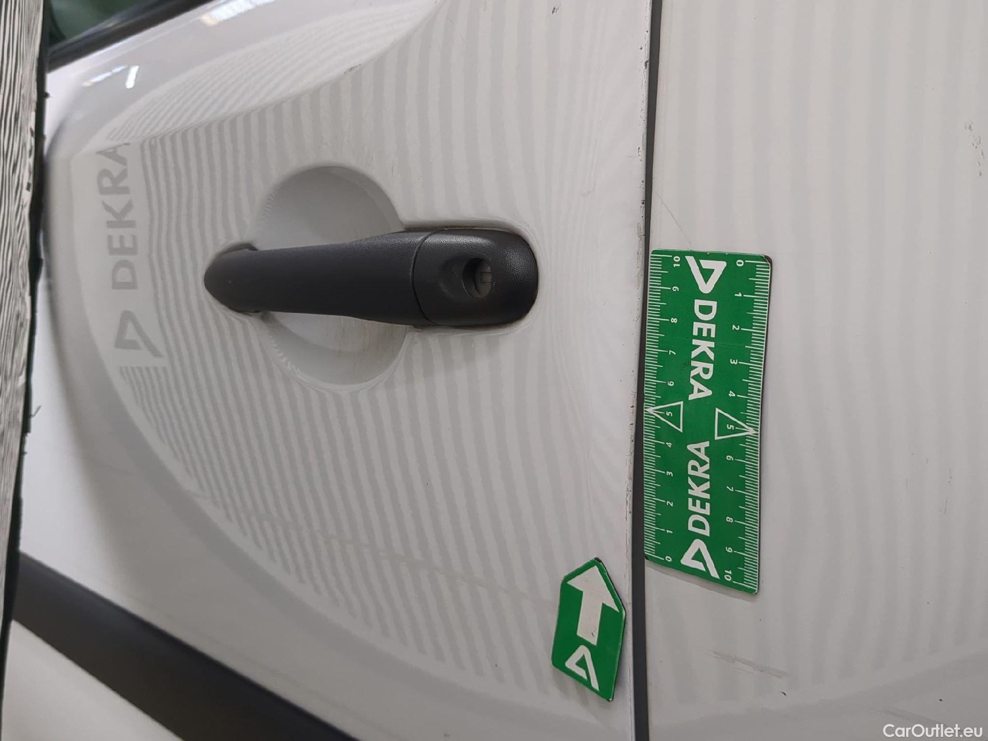  Renault  Kangoo RENAULT  Express / 2013 / 4P / Fourgonnette Gd Volume ExtraRLink - Blue dCi 95 #49