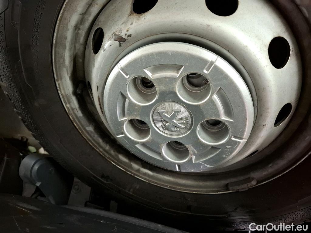  Peugeot  Boxer PEUGEOT  Chassis Cabine DC/4P/Châssis double cabine 2.0 BLUEHDI 130 PRO SR 435 L3 #30