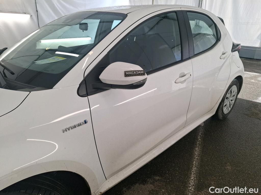  Toyota  Yaris  Hybride Affaires / 2019 / 5P / Berline 1.5 Hybride 116h France Business #14