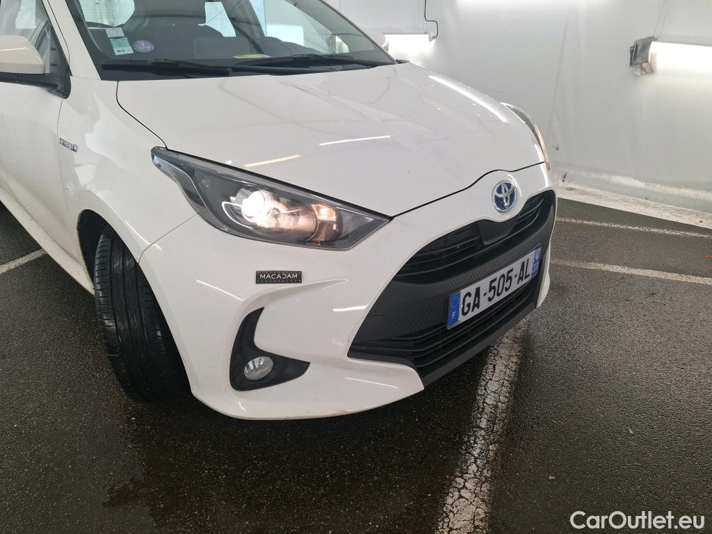  Toyota  Yaris  Hybride Affaires / 2019 / 5P / Berline 1.5 Hybride 116h France Business #1