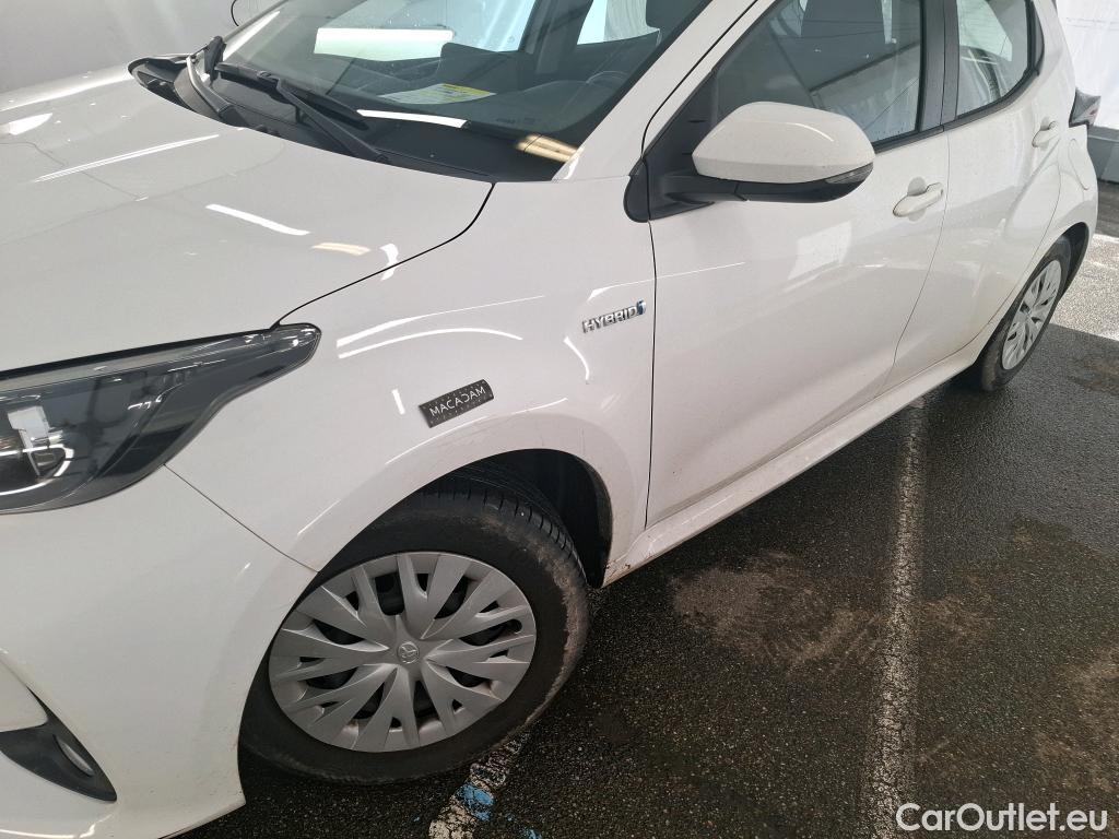  Toyota  Yaris  Hybride Affaires / 2019 / 5P / Berline 1.5 Hybride 116h France Business #12