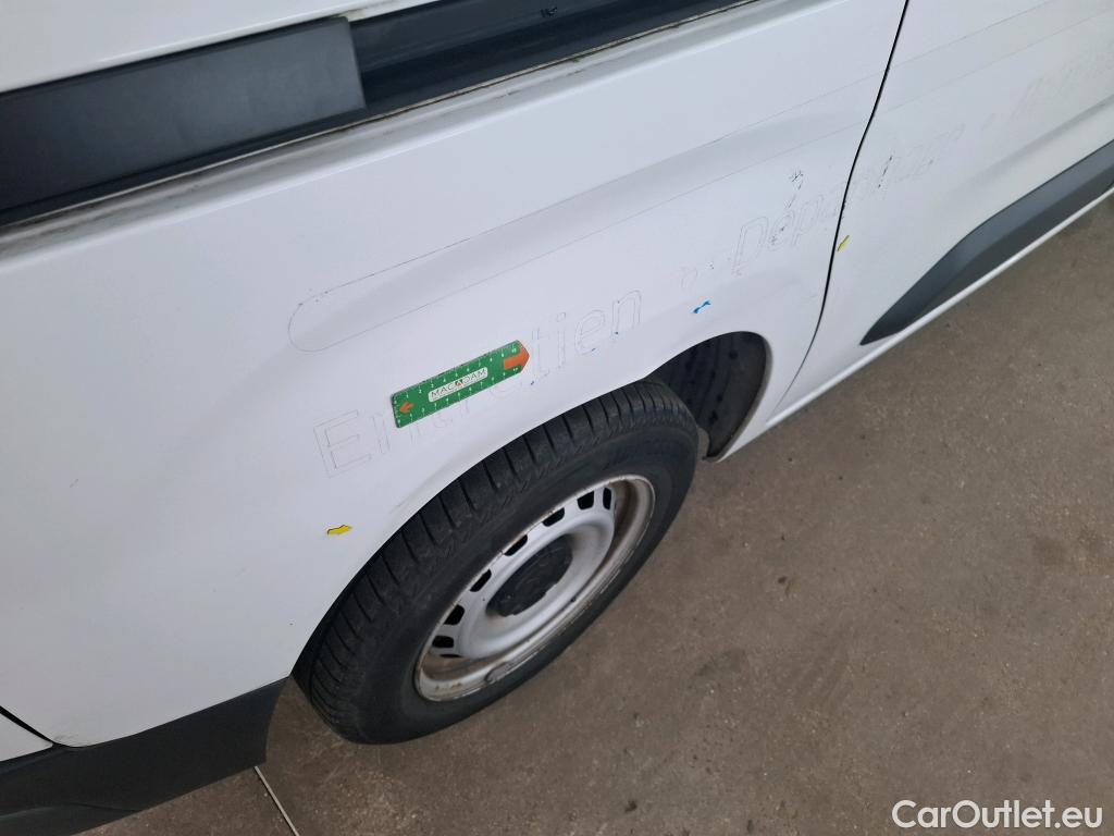  Citroen  Berlingo  Fourgon Club M 650 1.5 BlueHDi 75CV BVM5 E6dT #2