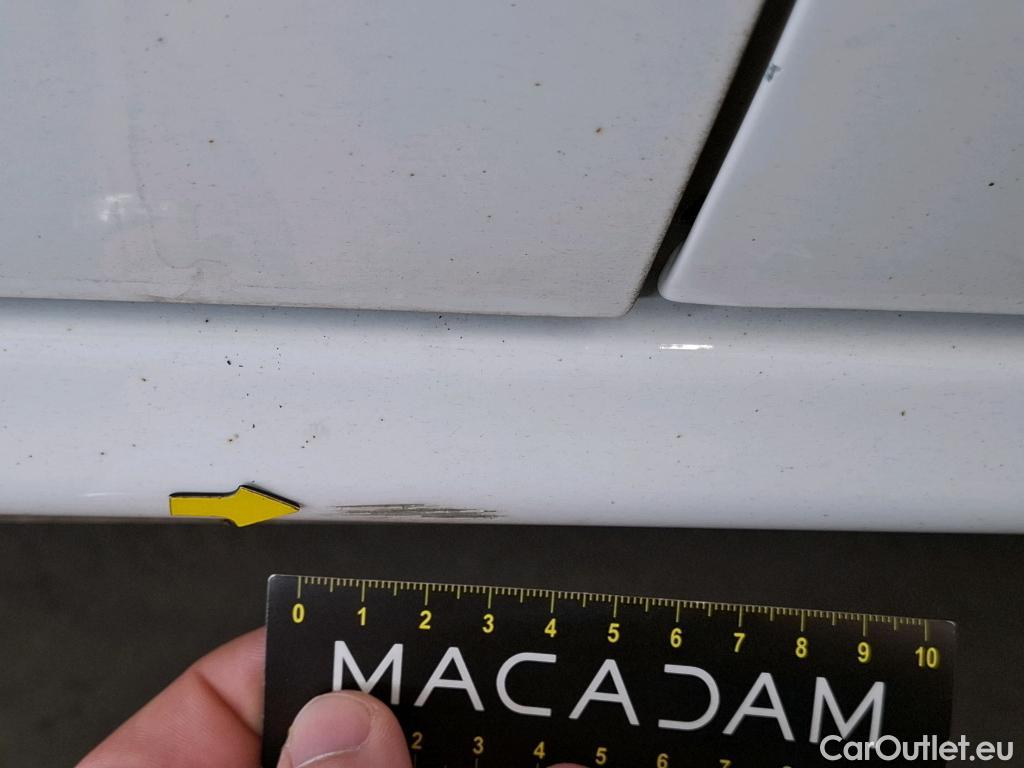  Peugeot  208  Affaire Premium 1.2 PureTech 80CV BVM5 E6 #12