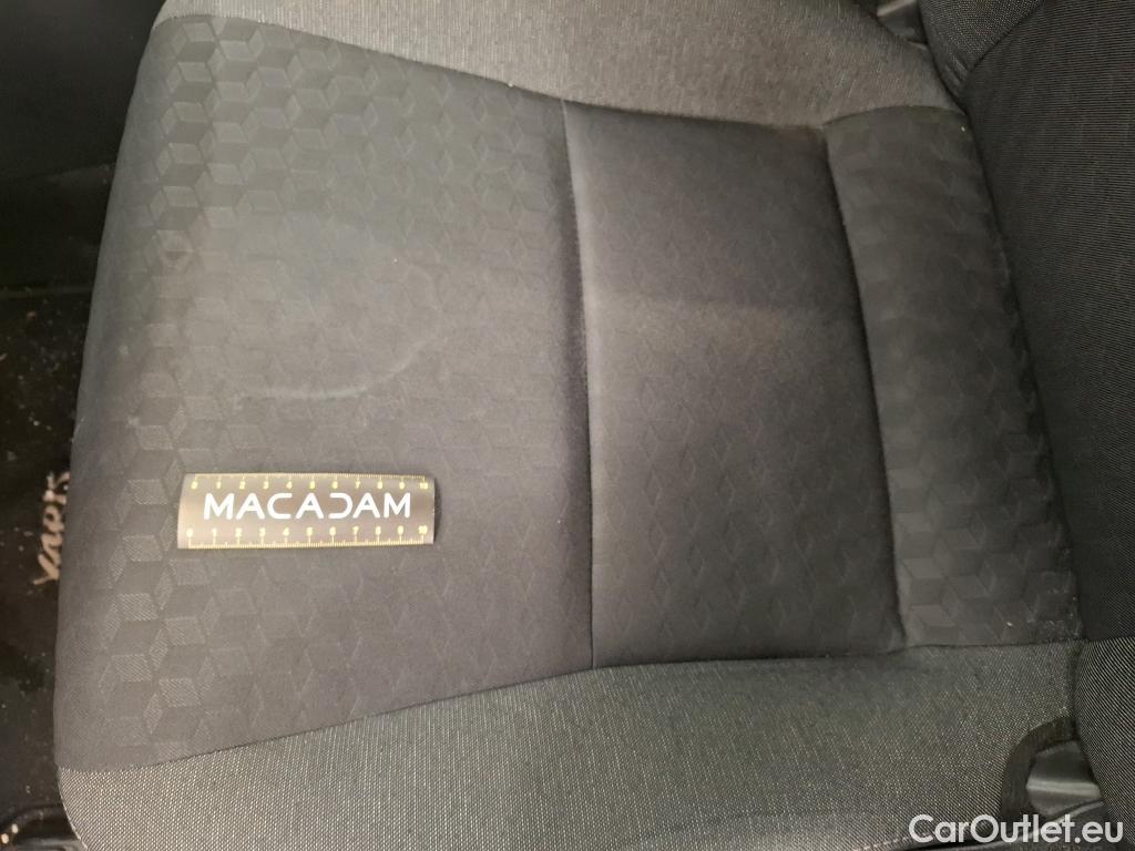  Toyota  Yaris  Hybride Affaires / 2019 / 5P / Berline 1.5 Hybride 116h France Business #9