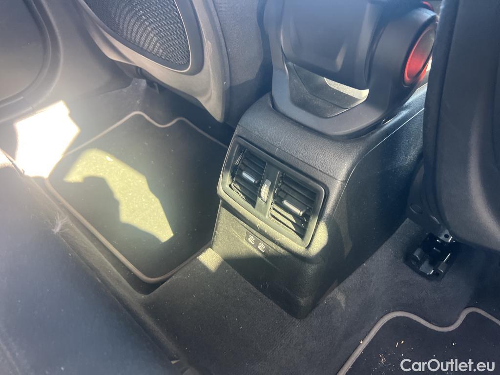  Bmw  X2 BMW  / 2017 / 5P / todoterreno sDrive16d Business #3