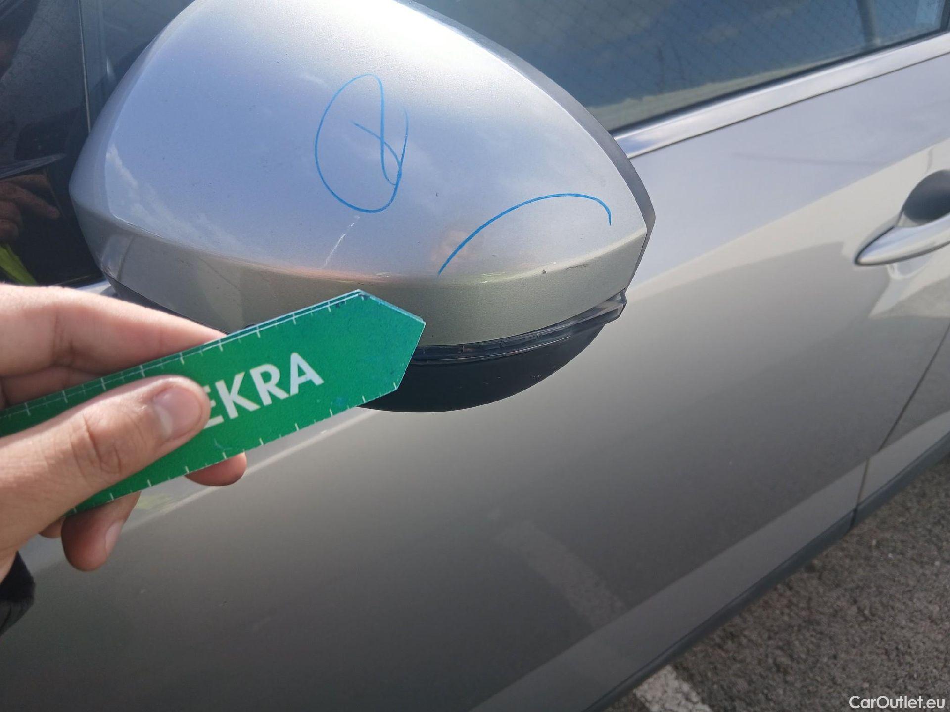  Nissan  Qashqai NISSAN  / 2021 / 5P / todoterreno DIG-T 116kW (158CV) mHEV Xtronic Acenta (AC8) #7