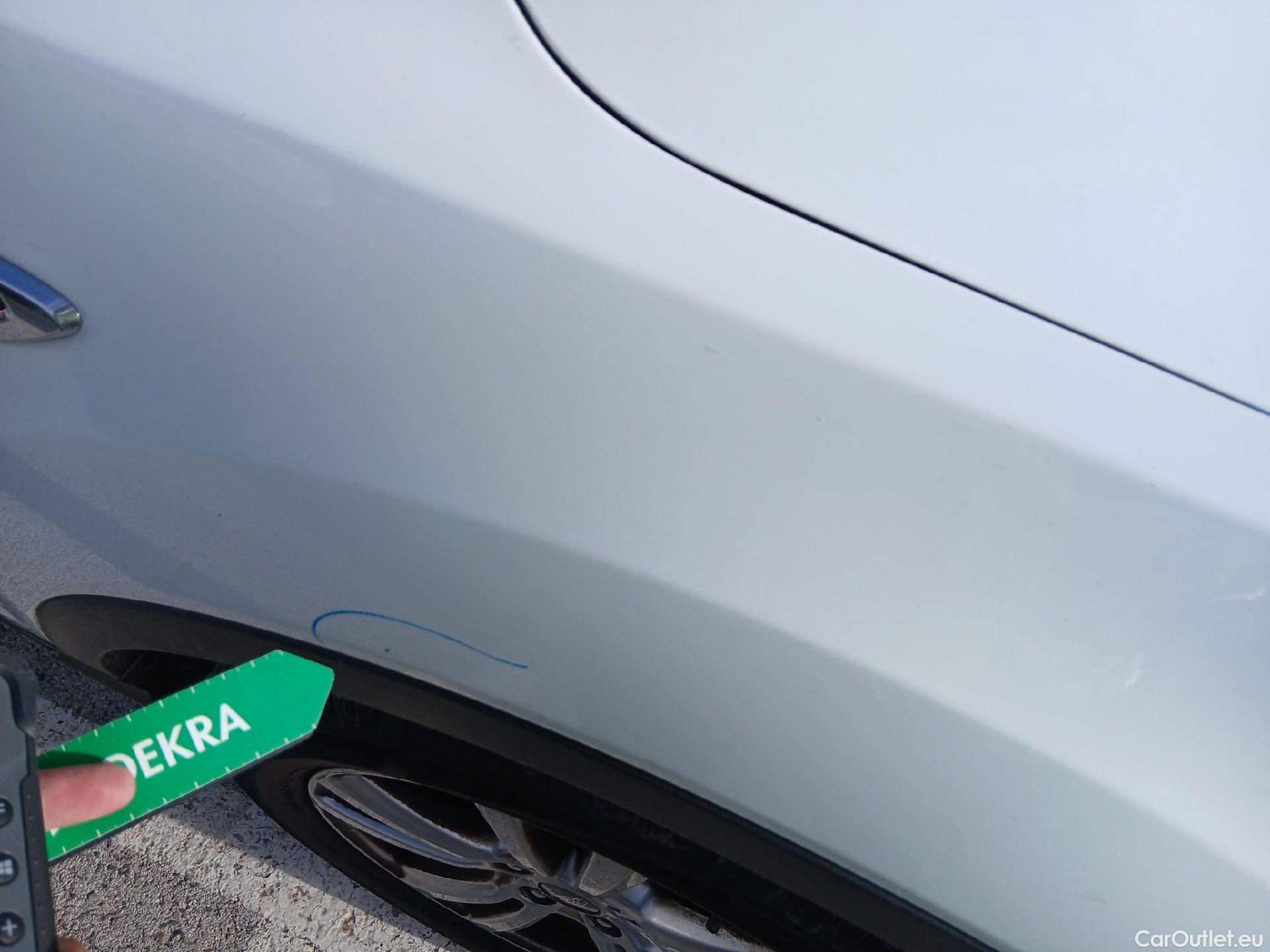  Ford  Kuga FORD  / 2016 / 5P / todoterreno 1.5 EcoBoost 88kW 4x2 Trend+ (CX) #40