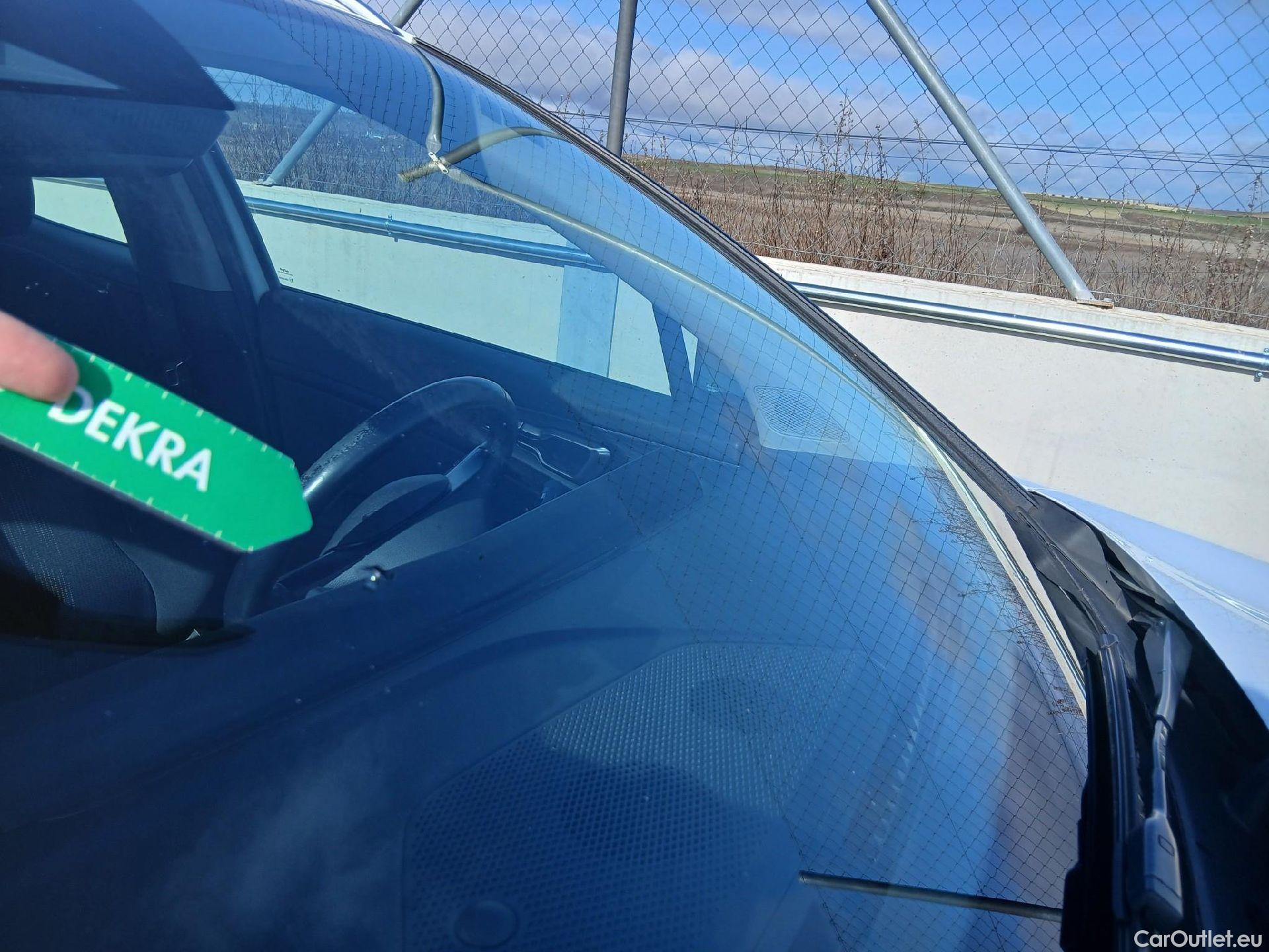  KIA  Sportage KIA  / 2022 / 5P / todoterreno 1.6 T-GDi 110kW (150CV) Drive 4x2 (AC2) #2