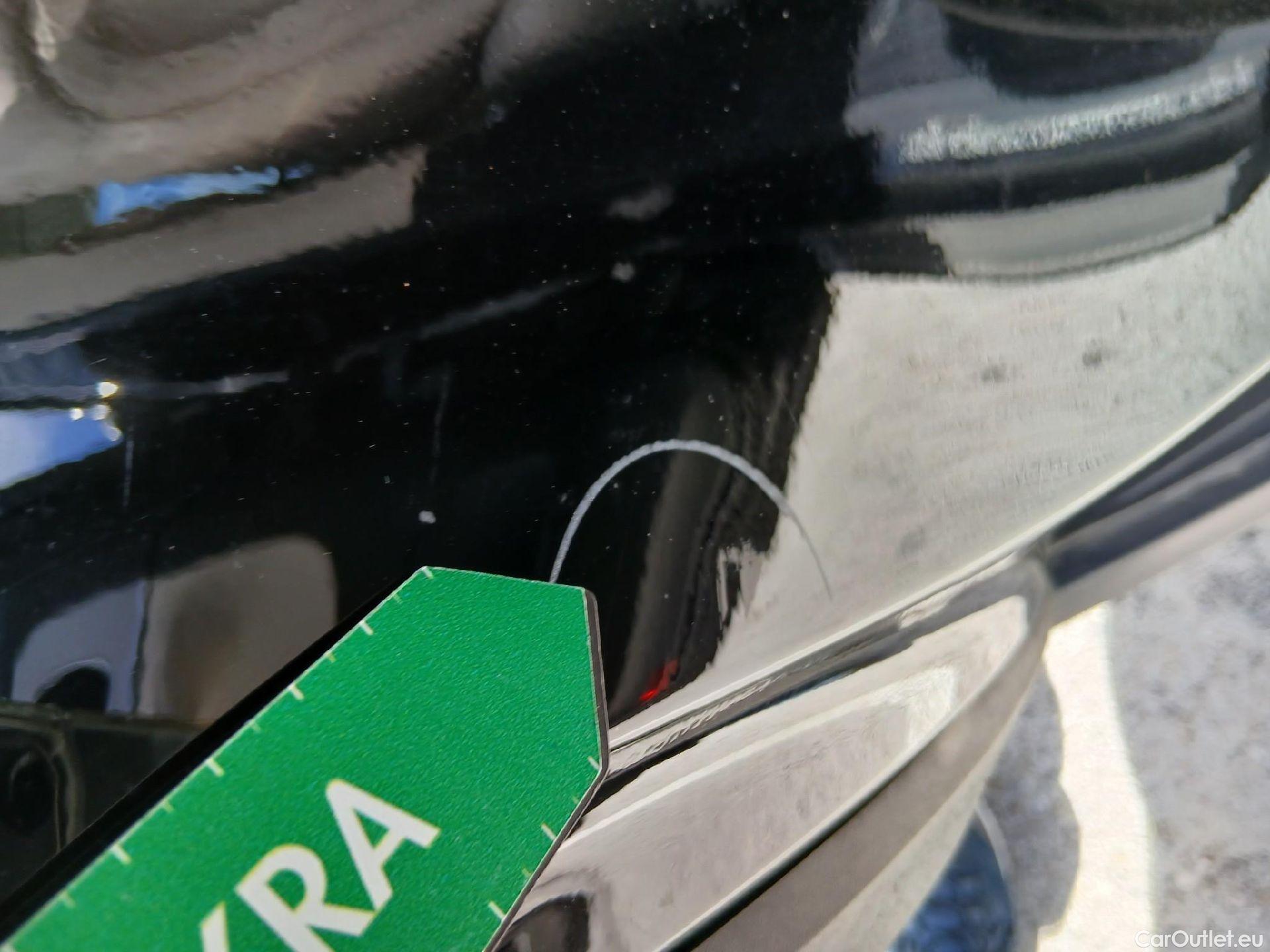  Mercedes  G-Klasee MERCEDES-BENZ GLE / 2018 / 5P / todoterreno GLE 350 de 4MATIC (Híbrido Enchufable) #67